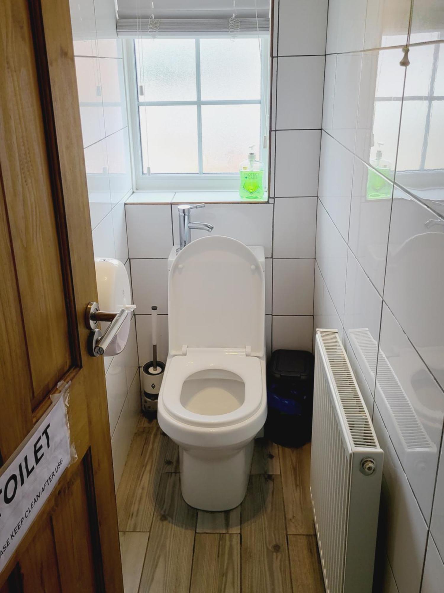 Ifield Gatwick Rooms-Travel Service-Airport Parking מראה חיצוני תמונה